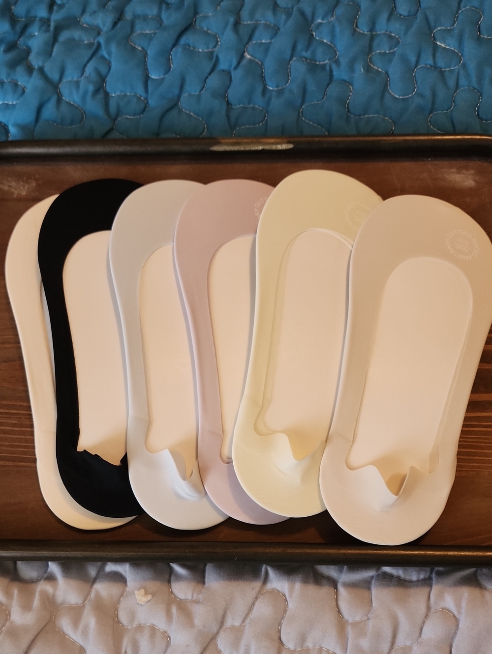NWT 6 Pair Nylon No Show Socks